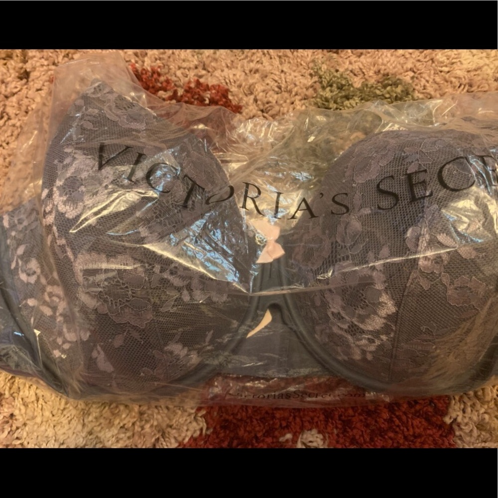 Victoria’s Secret Bra
